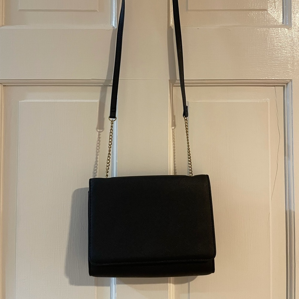 Black H&M purse
